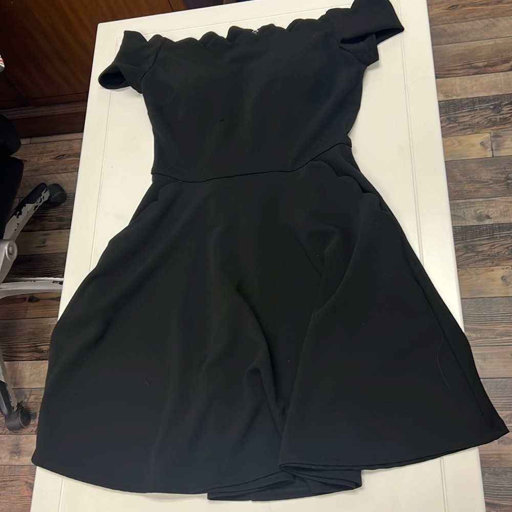 B Darlin: Off the shoulder mini dress